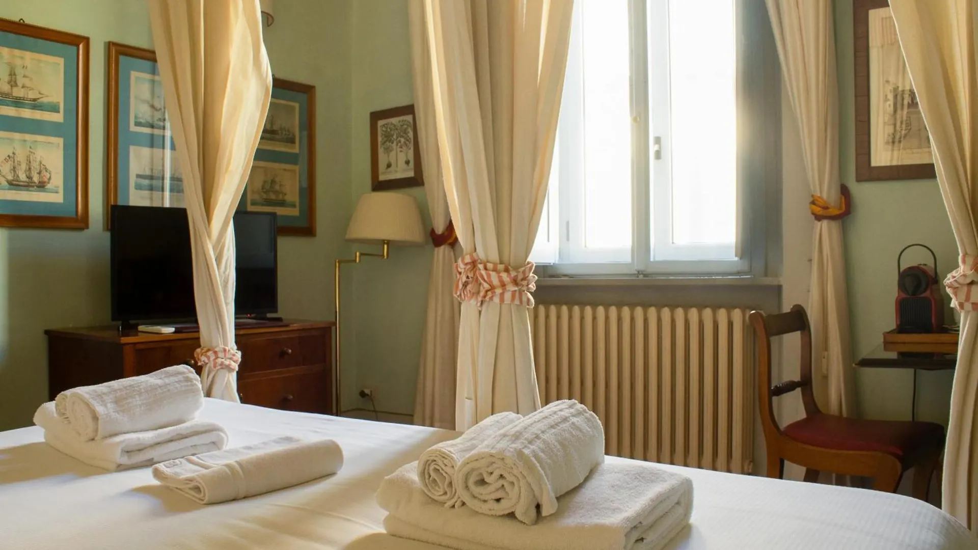 Bed and Breakfast Antica Dimora Firenze Италия