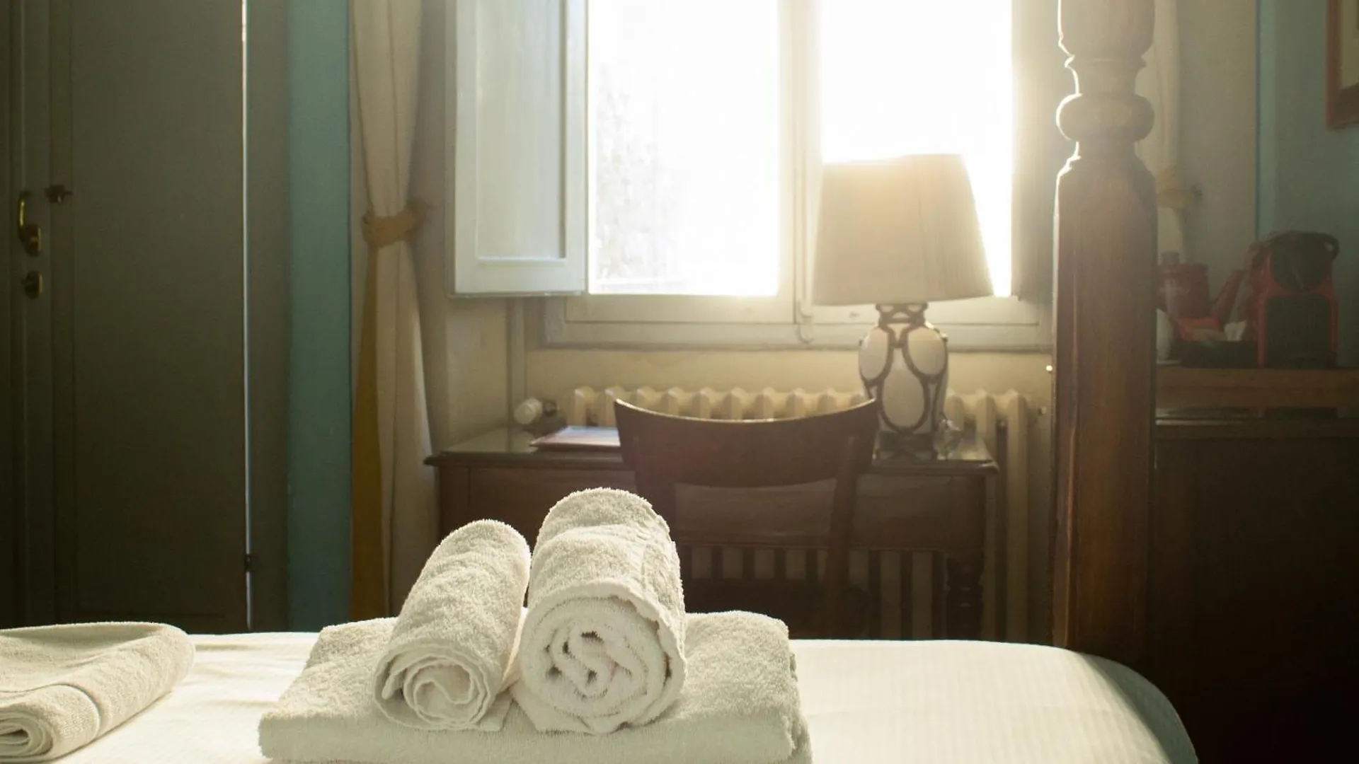 Bed and Breakfast Antica Dimora Firenze 3*, Флоренция Италия