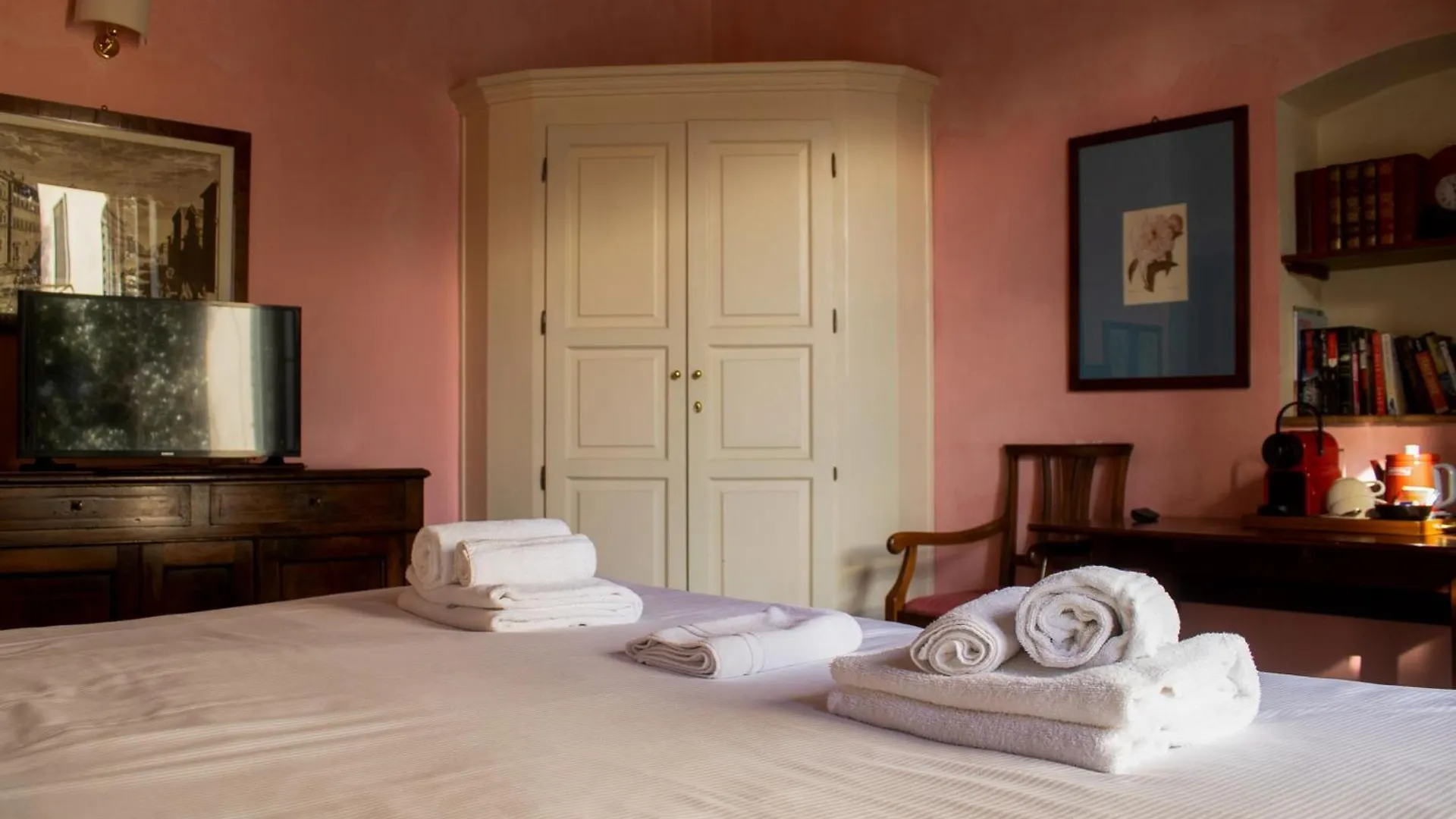 Antica Dimora Firenze Bed & Breakfast